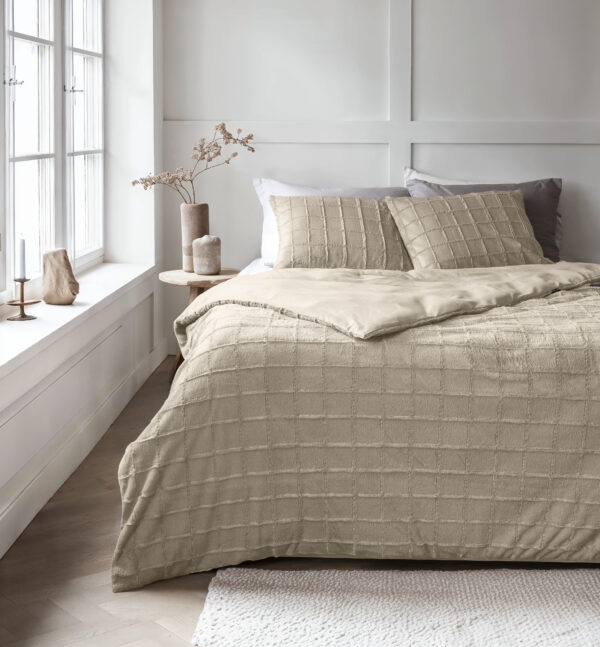 Faux Fur Check Beige 240x200/220 - Afbeelding 2