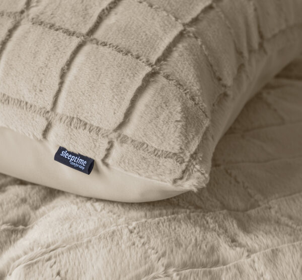 Faux Fur Check Beige 240x200/220 - Afbeelding 4