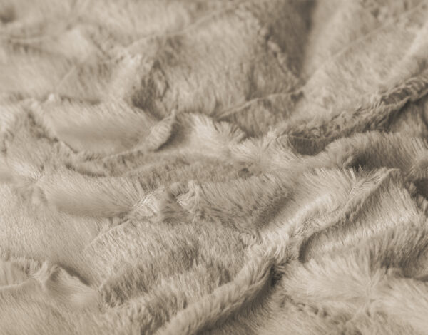 Faux Fur Check Beige 240x200/220 - Afbeelding 5