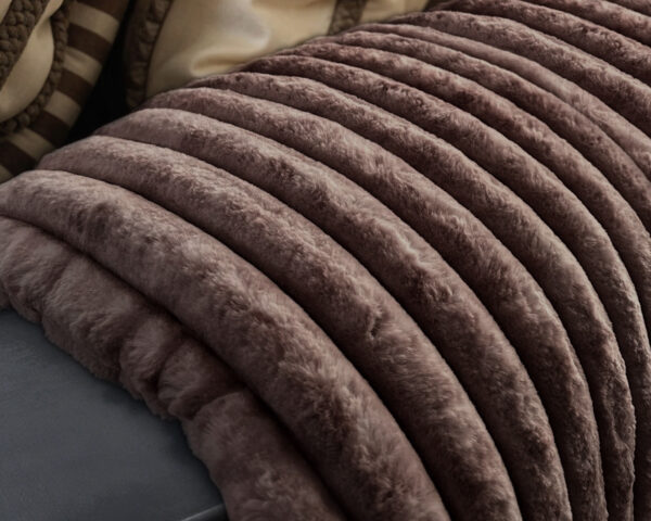 Rib Rabbit Fur Plaid Taupe/Gijs 150 x 200 - Afbeelding 2