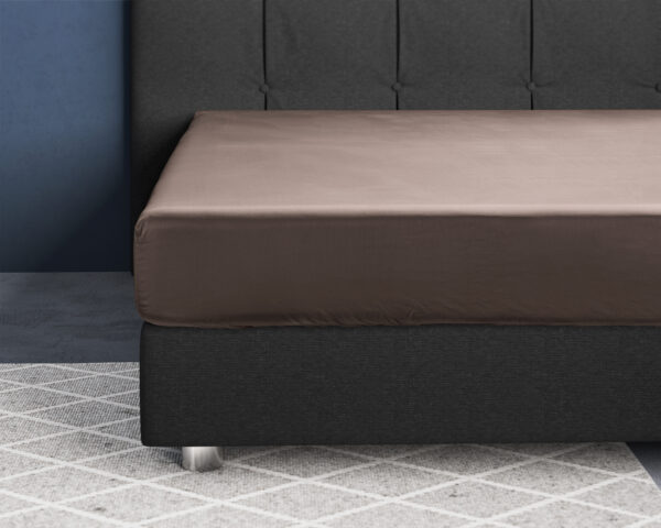 Satijnen Hoeslaken Taupe 180 x 200 - Afbeelding 2