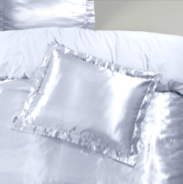 Glossy Wit Kussensloop 60 x 70 - Afbeelding 3