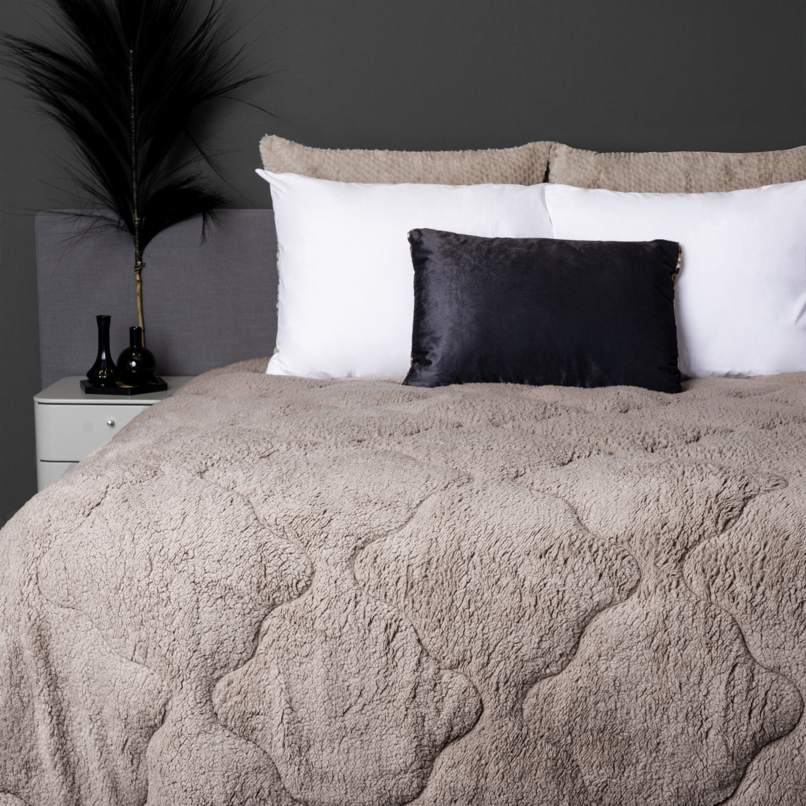 Lazy All-in one Lazy Dekbed Teddy Taupe 200 x 200